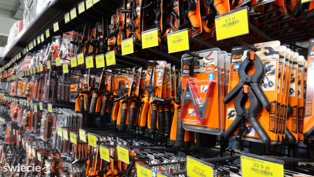 Market Super City na dzień przed otwarciem