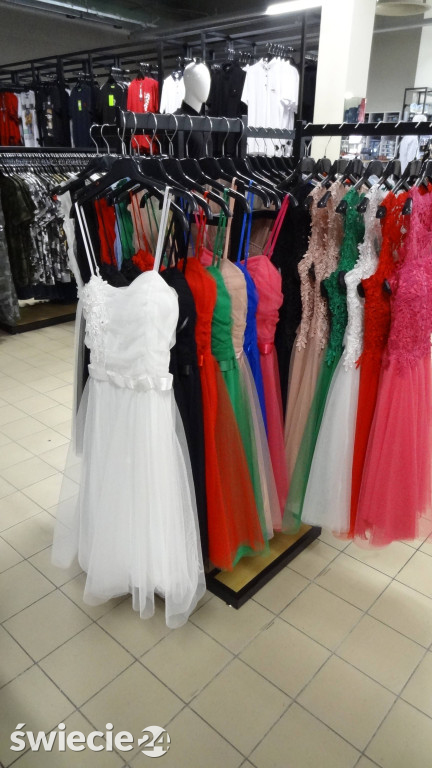 Market Super City na dzień przed otwarciem