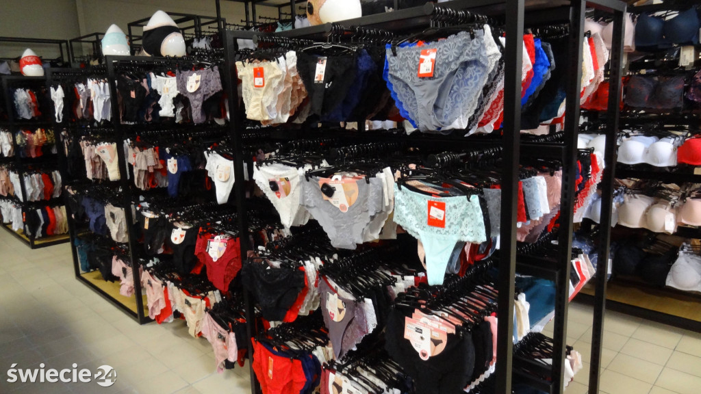 Market Super City na dzień przed otwarciem