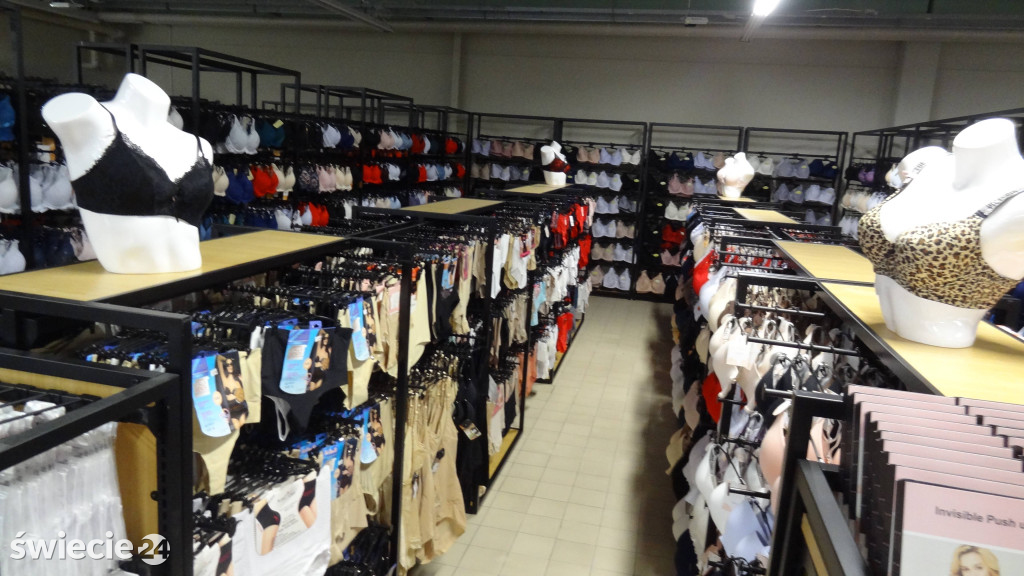 Market Super City na dzień przed otwarciem