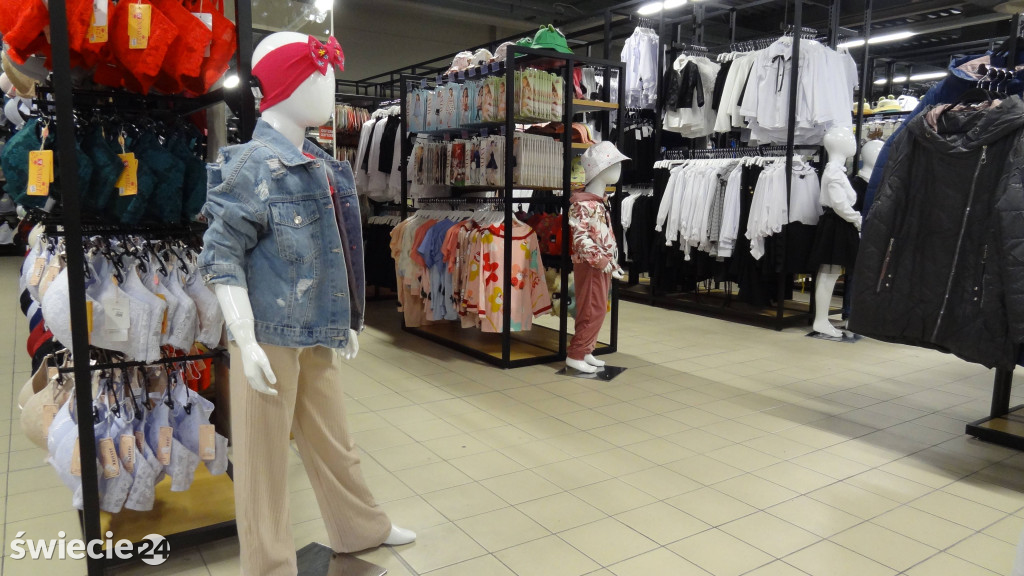 Market Super City na dzień przed otwarciem