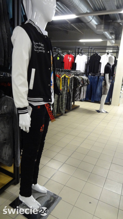 Market Super City na dzień przed otwarciem