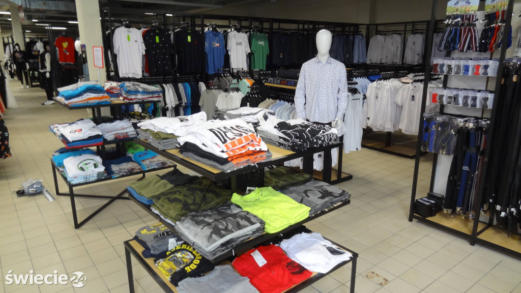 Market Super City na dzień przed otwarciem