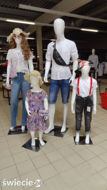 Market Super City na dzień przed otwarciem