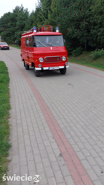 Zlot pojazdów militarnych w Świekatowie
