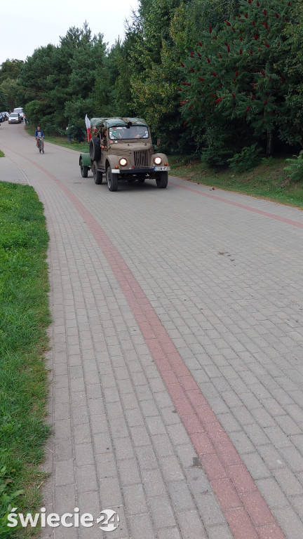 Zlot pojazdów militarnych w Świekatowie