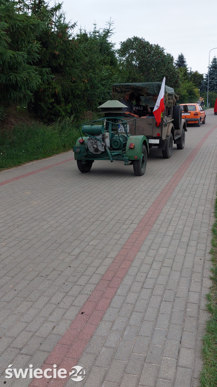 Zlot pojazdów militarnych w Świekatowie