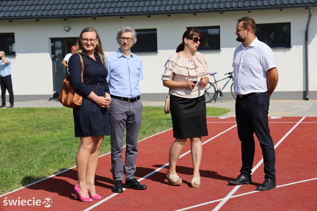 Otwarcie boisk w Jeżewie i Laskowicach