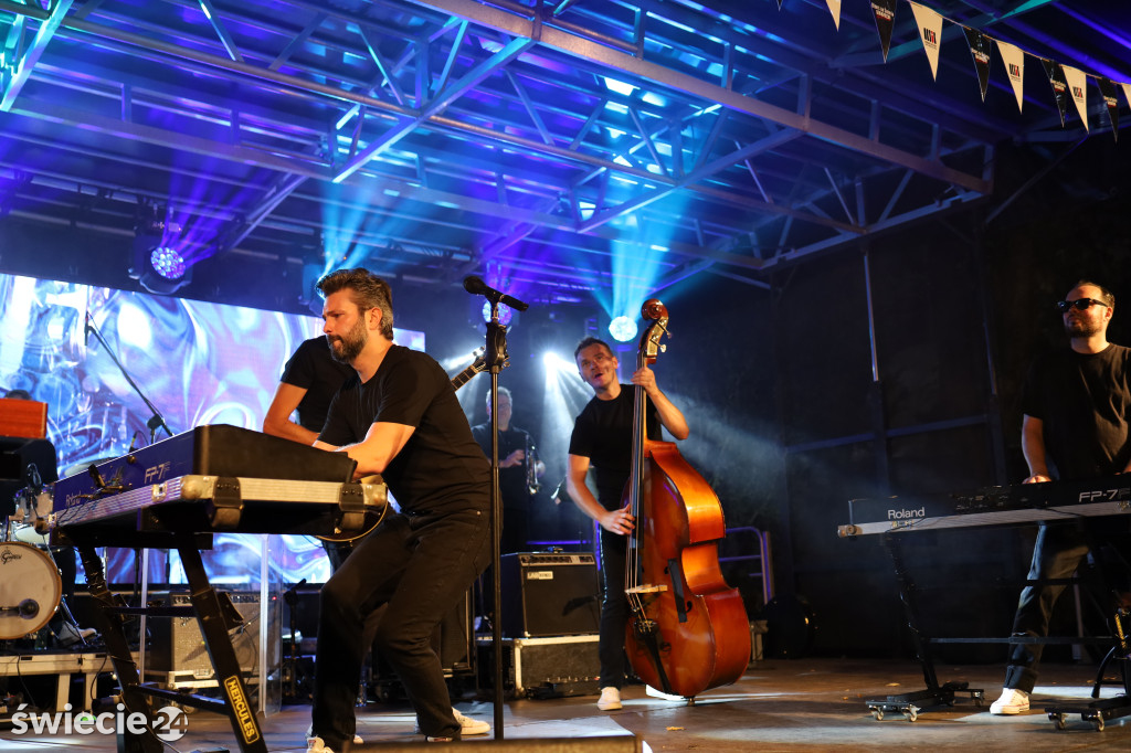 Boogie Woogie, czyli nocne show w parku