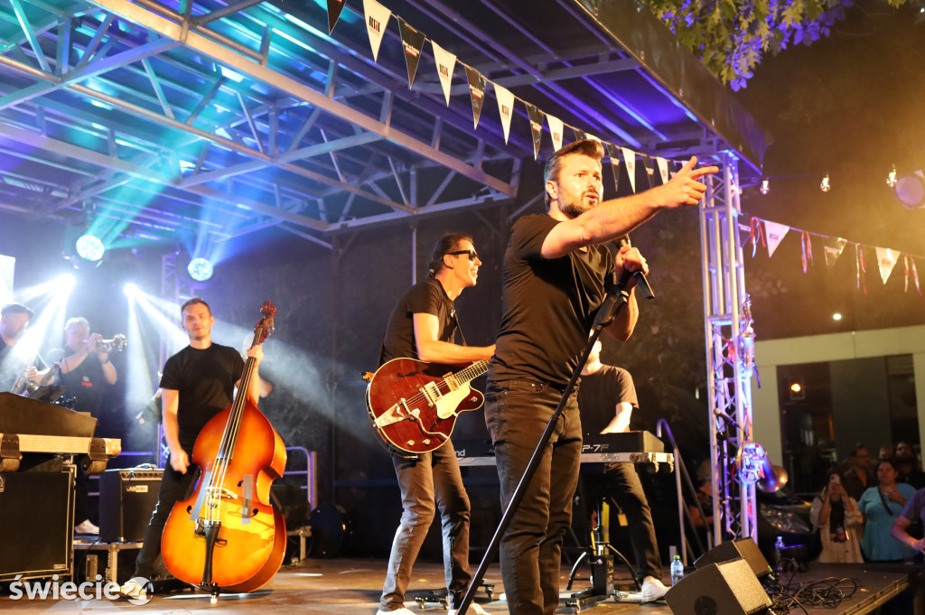 Boogie Woogie, czyli nocne show w parku