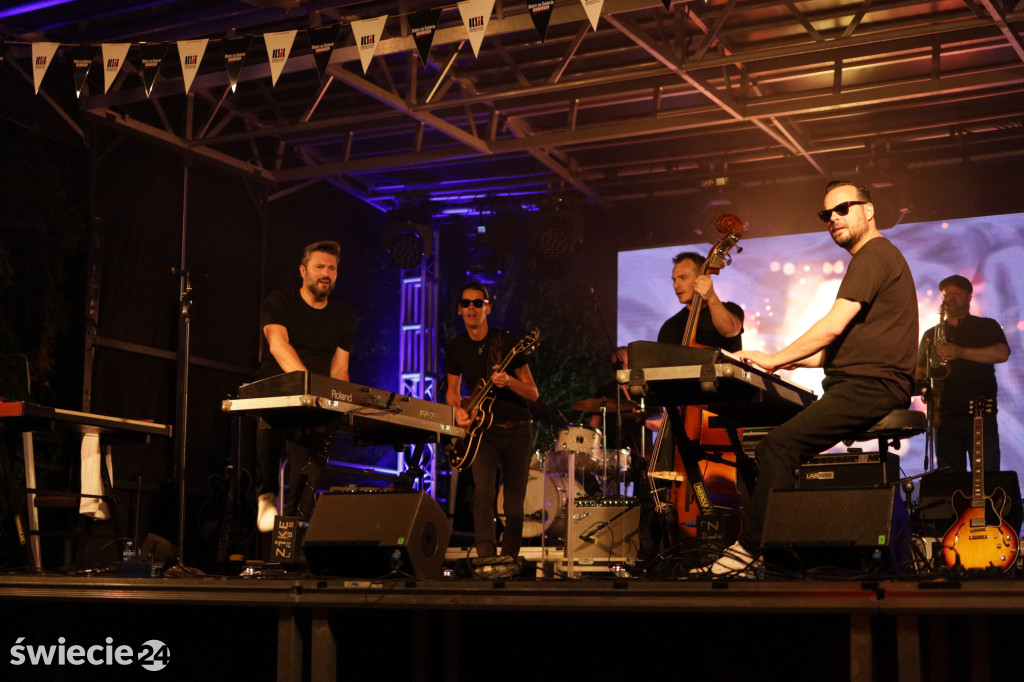 Boogie Woogie, czyli nocne show w parku