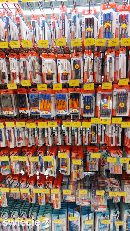 Skąd taka popularność sklepu Super City?