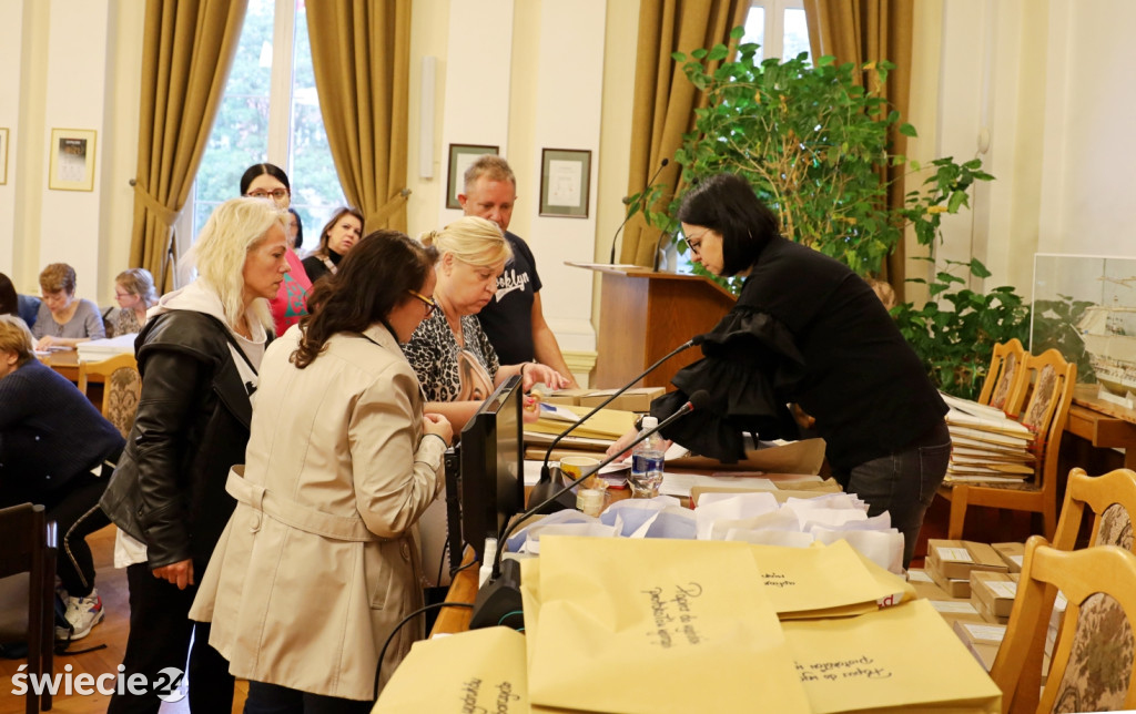 Komisje przygotowane na wybory parlamentarne