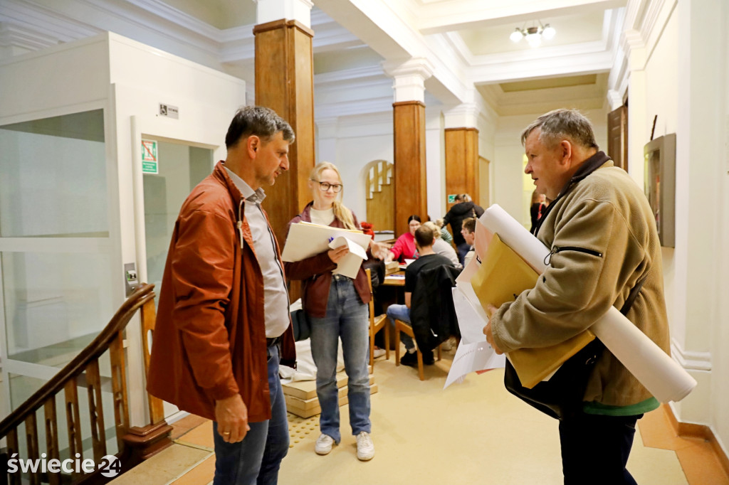 Komisje przygotowane na wybory parlamentarne
