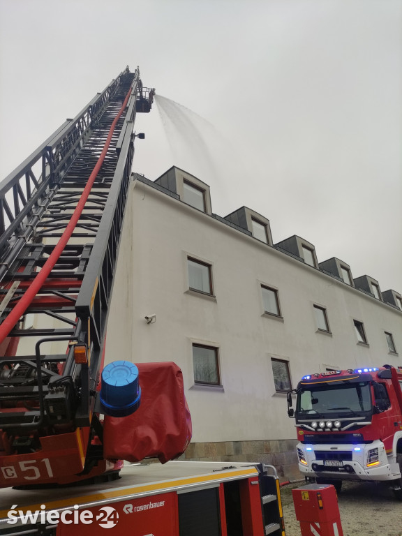 Ćwiczenia strażaków w hotelu Hanza Pałac