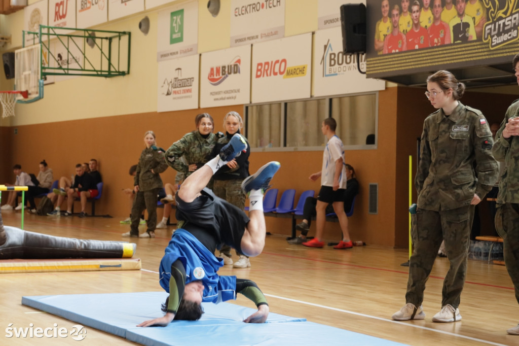 Test policjanta w Świeciu