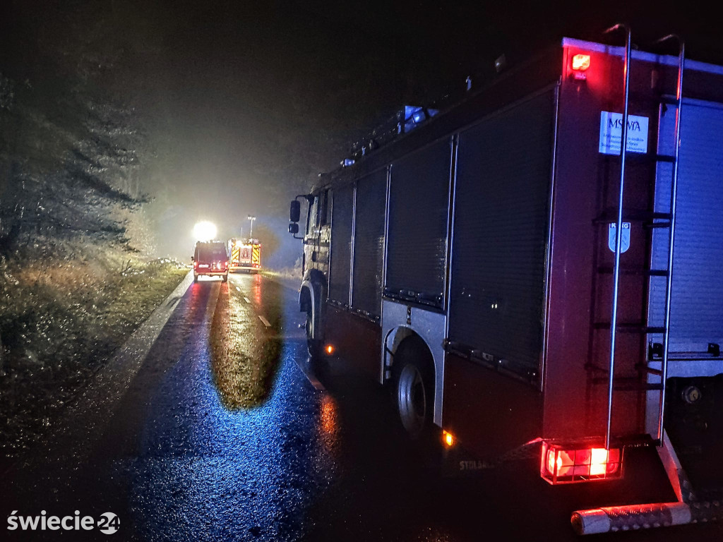 Zderzenie trzech pojazdów w Werach