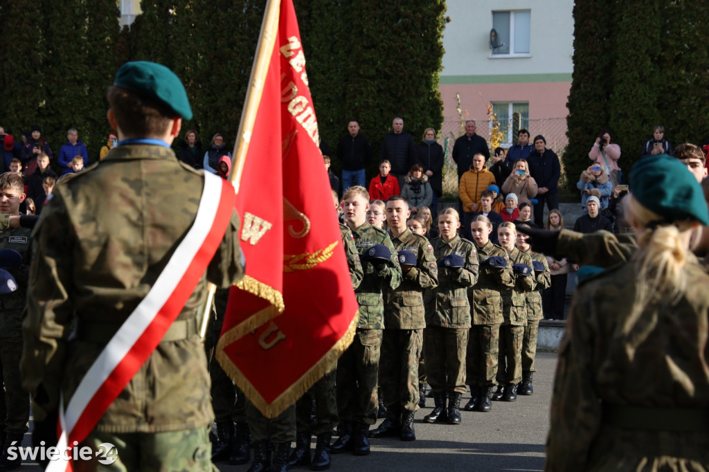 Mundurówka w ZSP w Świeciu