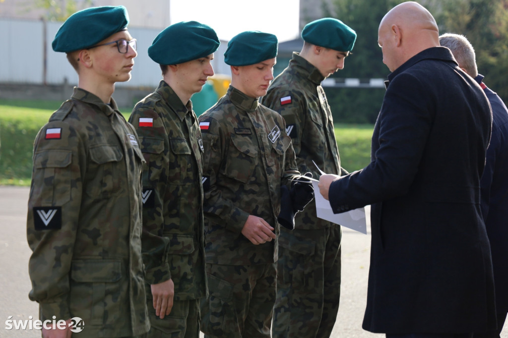 Mundurówka w ZSP w Świeciu