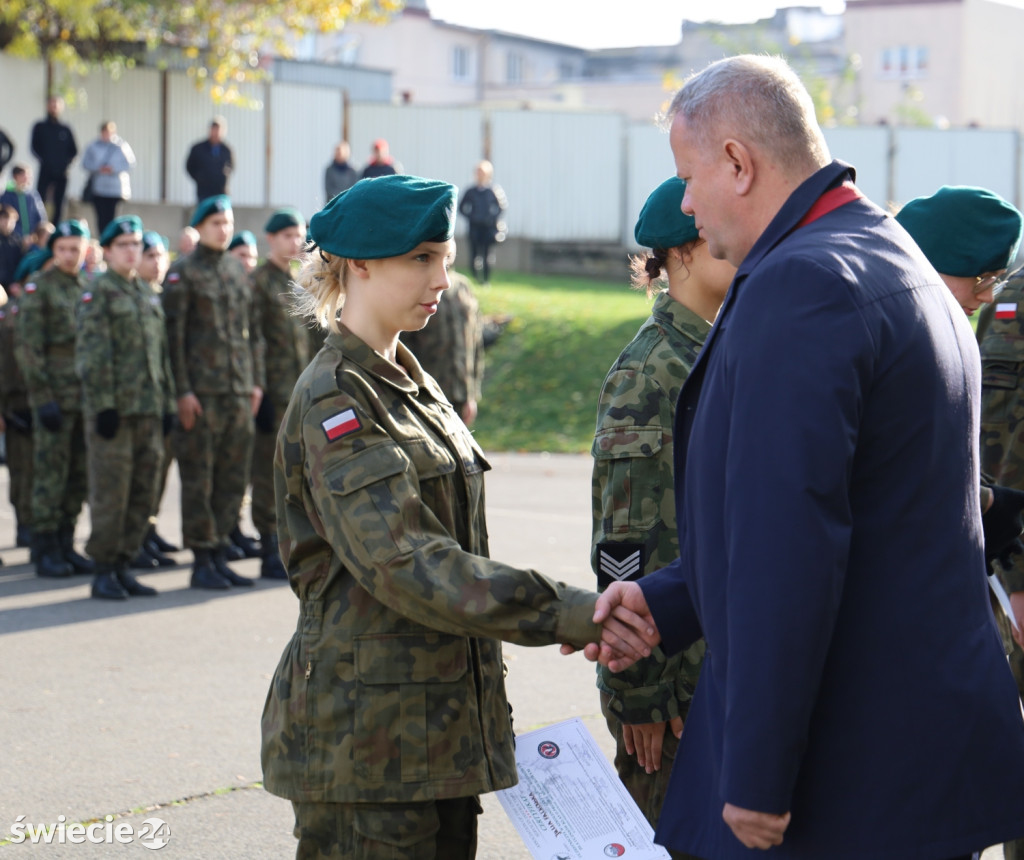 Mundurówka w ZSP w Świeciu