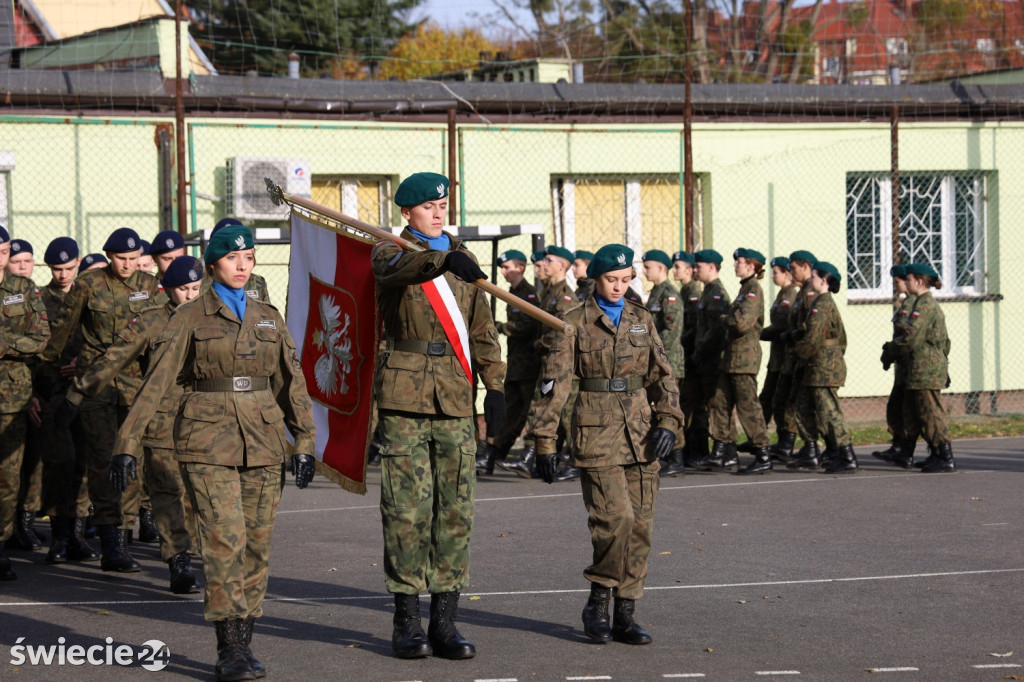 Mundurówka w ZSP w Świeciu