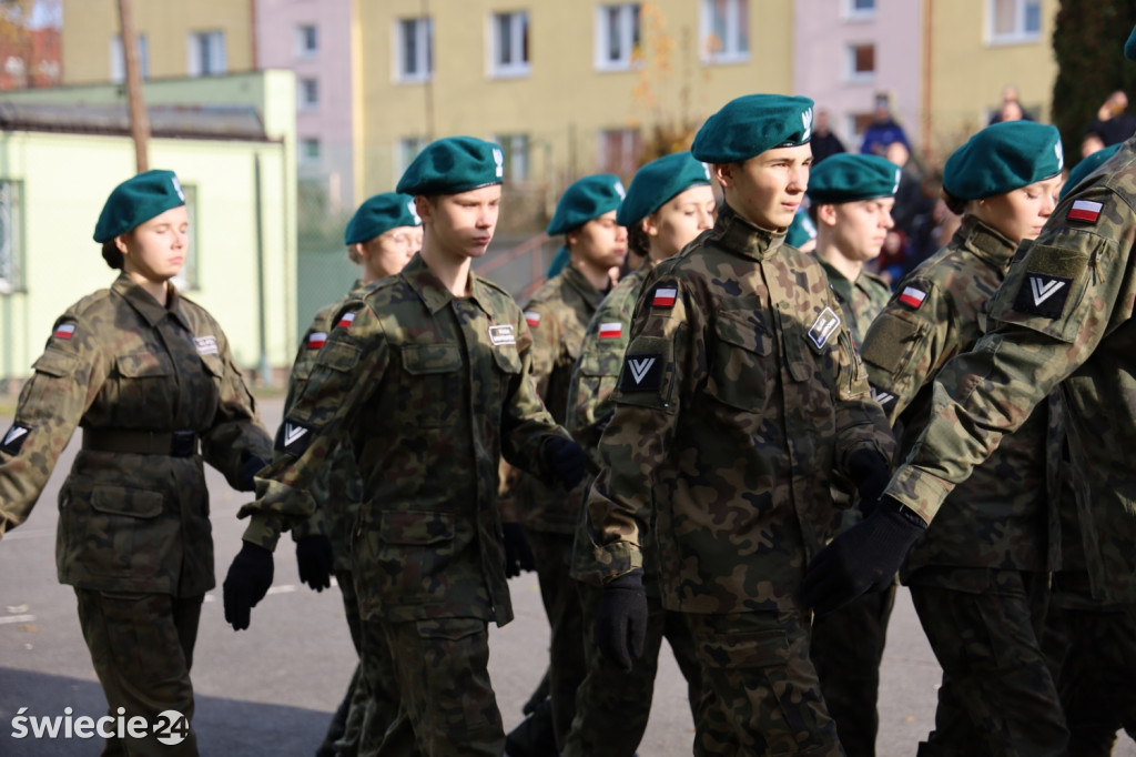 Mundurówka w ZSP w Świeciu