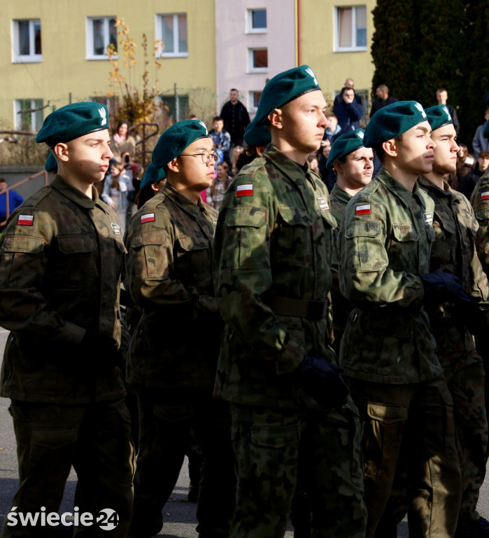 Mundurówka w ZSP w Świeciu
