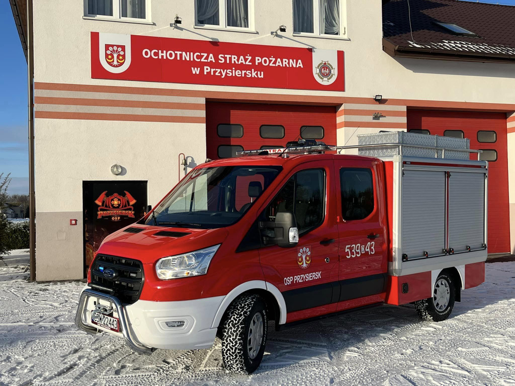 Nowy wóz strażacki dotarł do OSP Przysiersk