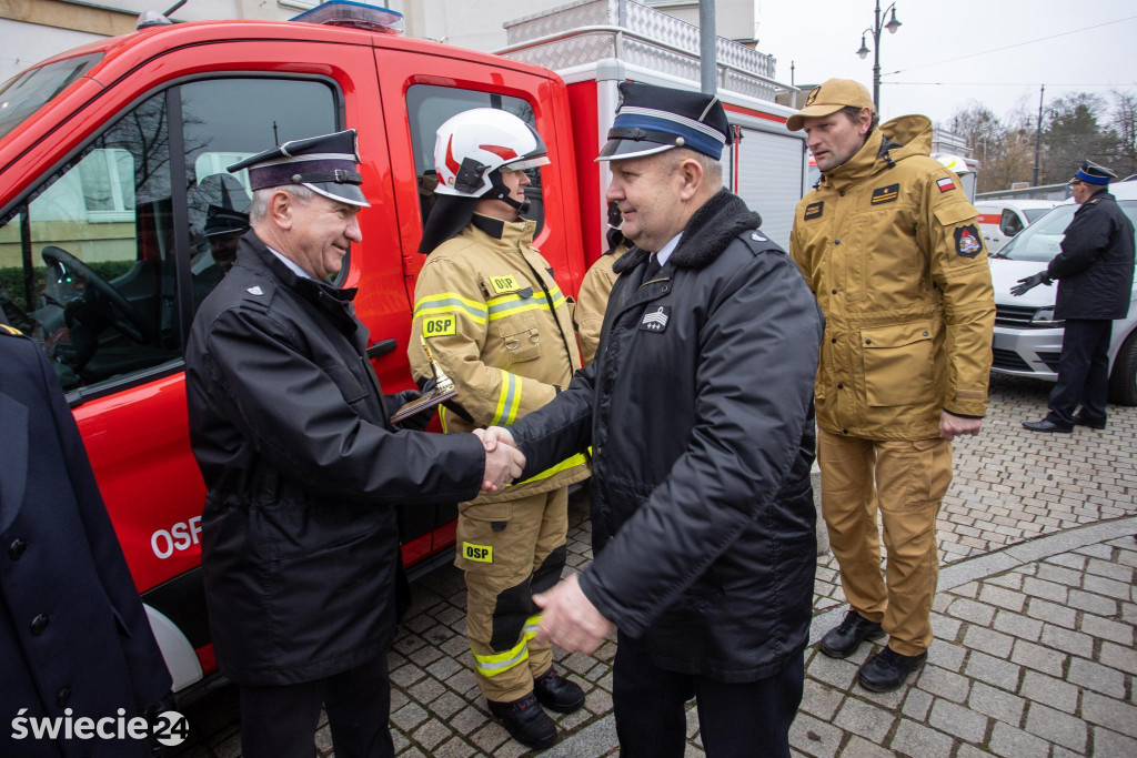 Nowy wóz dla strażaków z Przysierska