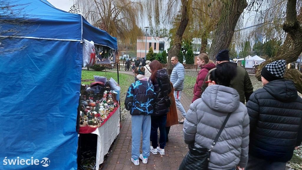 Kolorowo na Jarmarku Świątecznym w Świeciu
