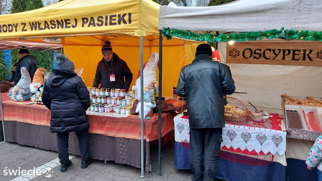 Kolorowo na Jarmarku Świątecznym w Świeciu