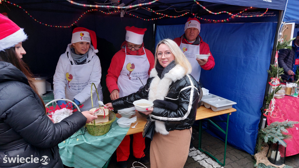 Kolorowo na Jarmarku Świątecznym w Świeciu