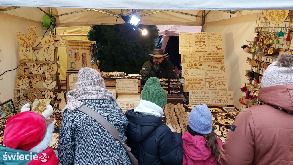Kolorowo na Jarmarku Świątecznym w Świeciu