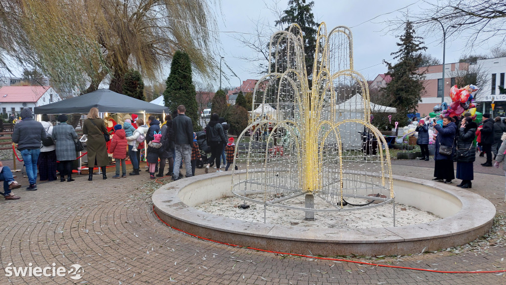Kolorowo na Jarmarku Świątecznym w Świeciu
