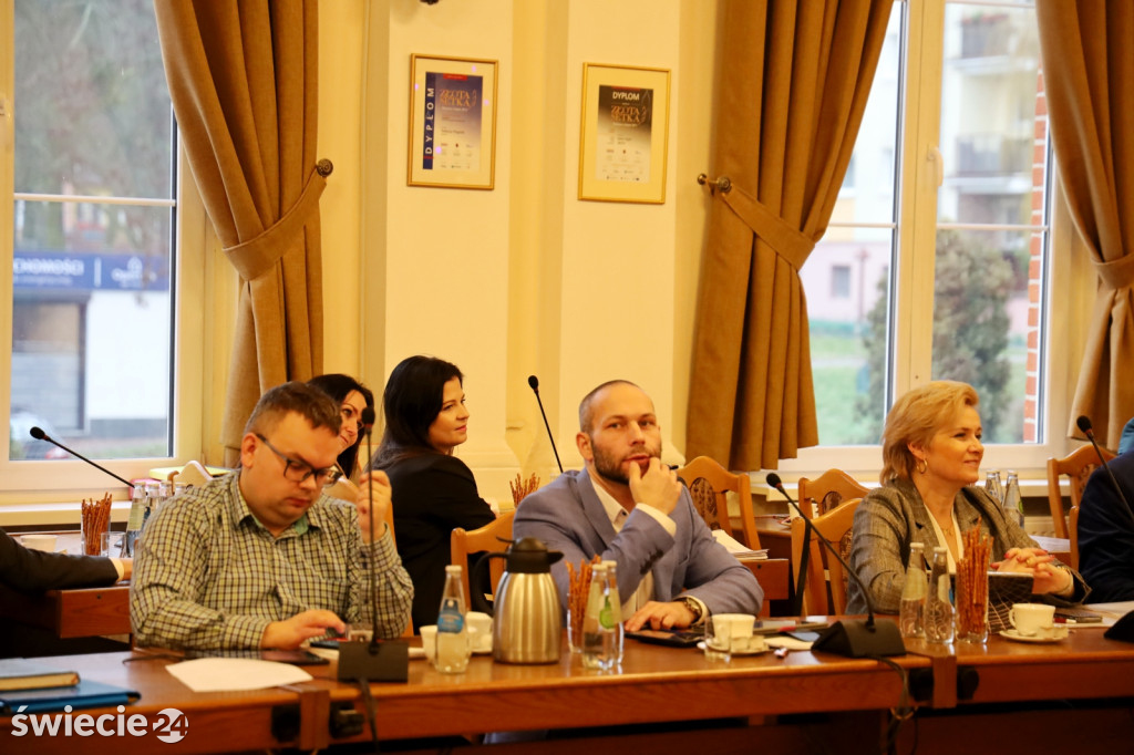 Uczniowie z Czapel kolędowali w urzędzie