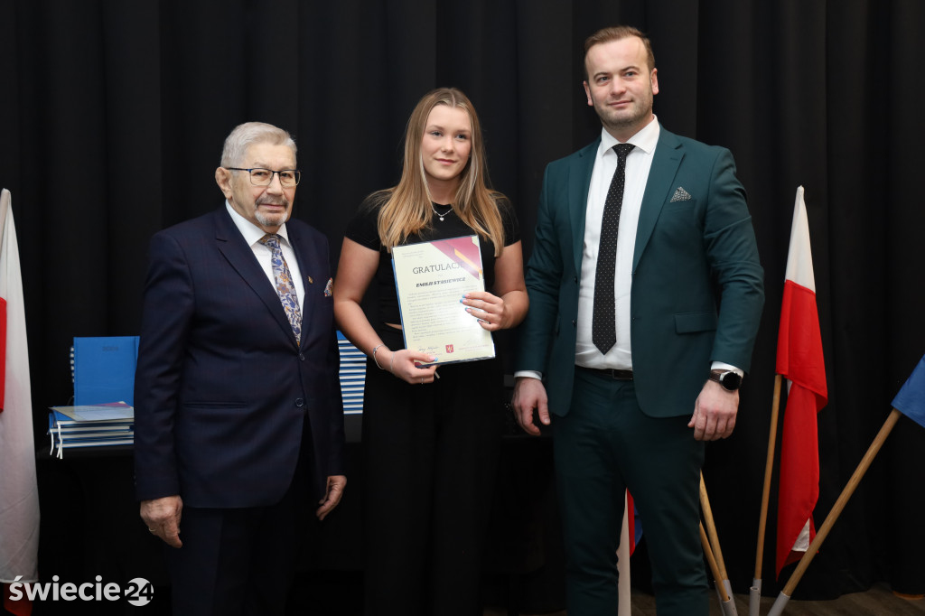 Burmistrz rozdał nagrody sportowcom