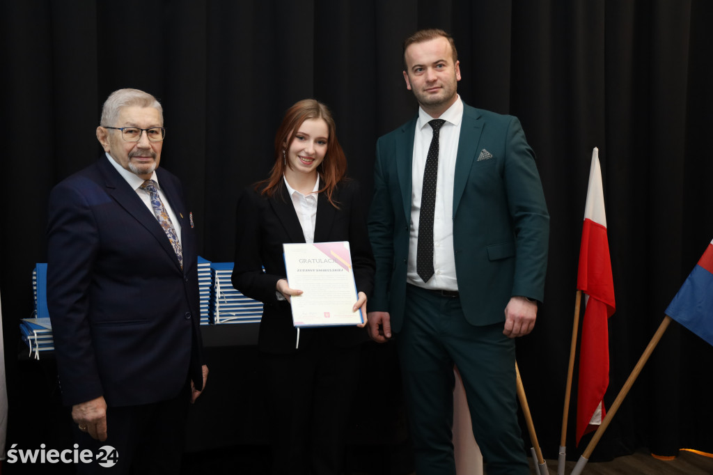 Burmistrz rozdał nagrody sportowcom