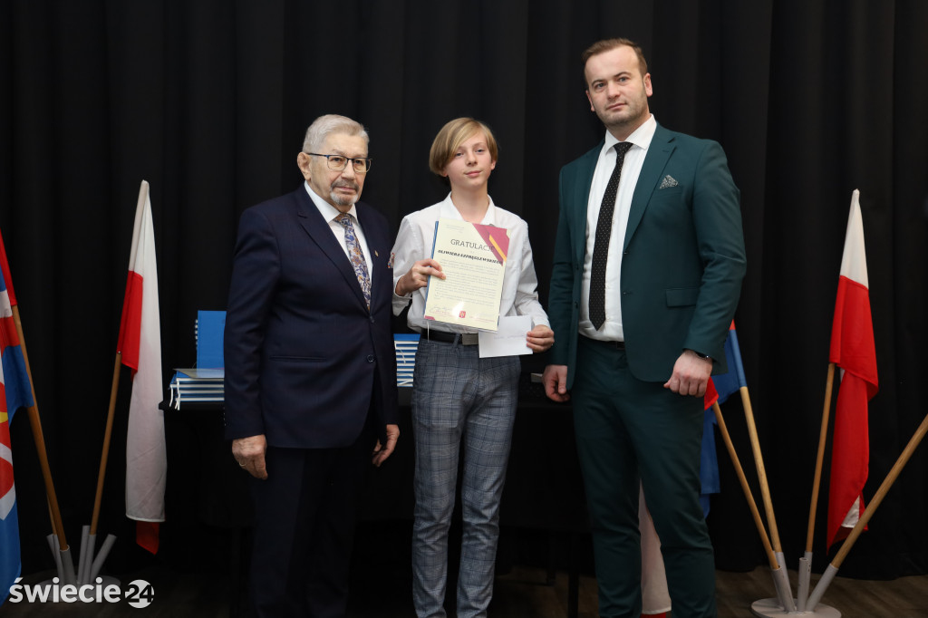 Burmistrz rozdał nagrody sportowcom