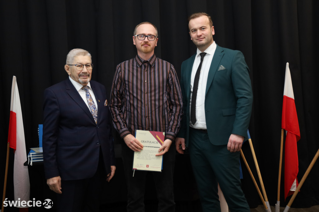 Burmistrz rozdał nagrody sportowcom