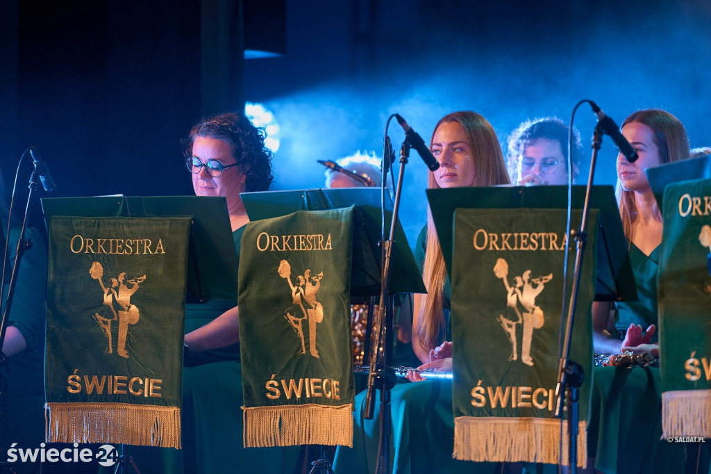 Koncert muzyki filmowej Orkiestry Dętej Świecie