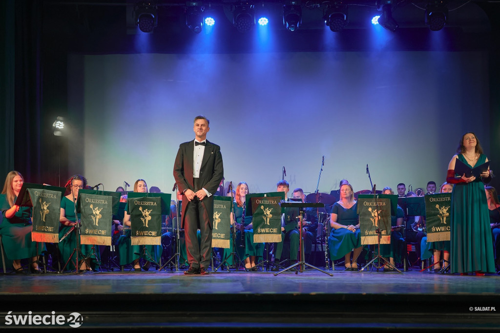 Koncert muzyki filmowej Orkiestry Dętej Świecie