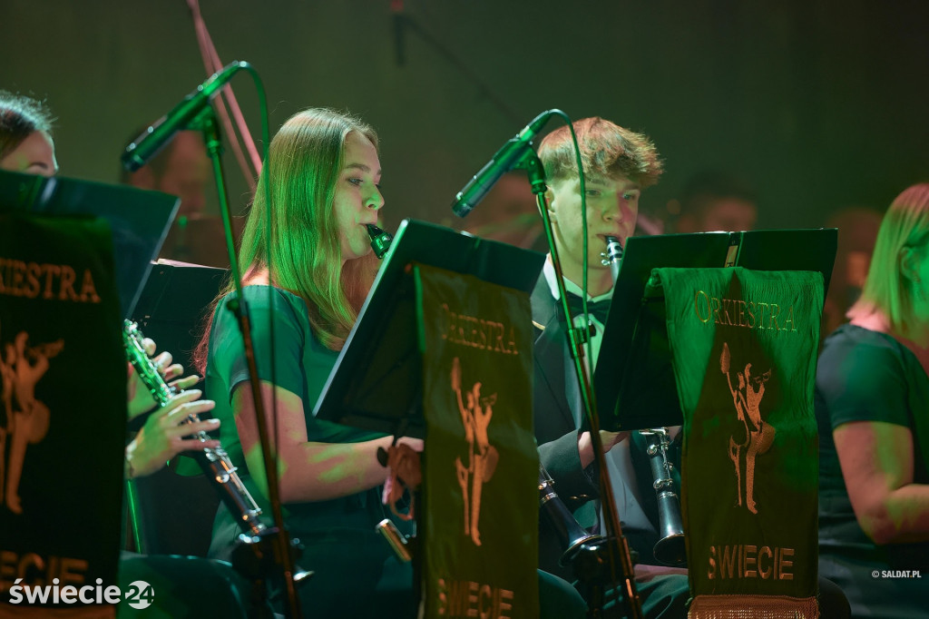 Koncert muzyki filmowej Orkiestry Dętej Świecie