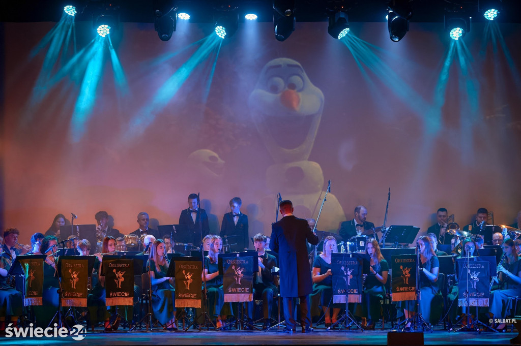 Koncert muzyki filmowej Orkiestry Dętej Świecie