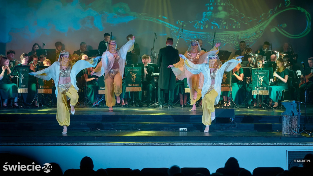 Koncert muzyki filmowej Orkiestry Dętej Świecie