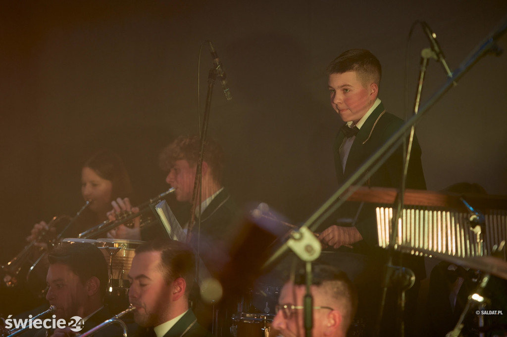 Koncert muzyki filmowej Orkiestry Dętej Świecie