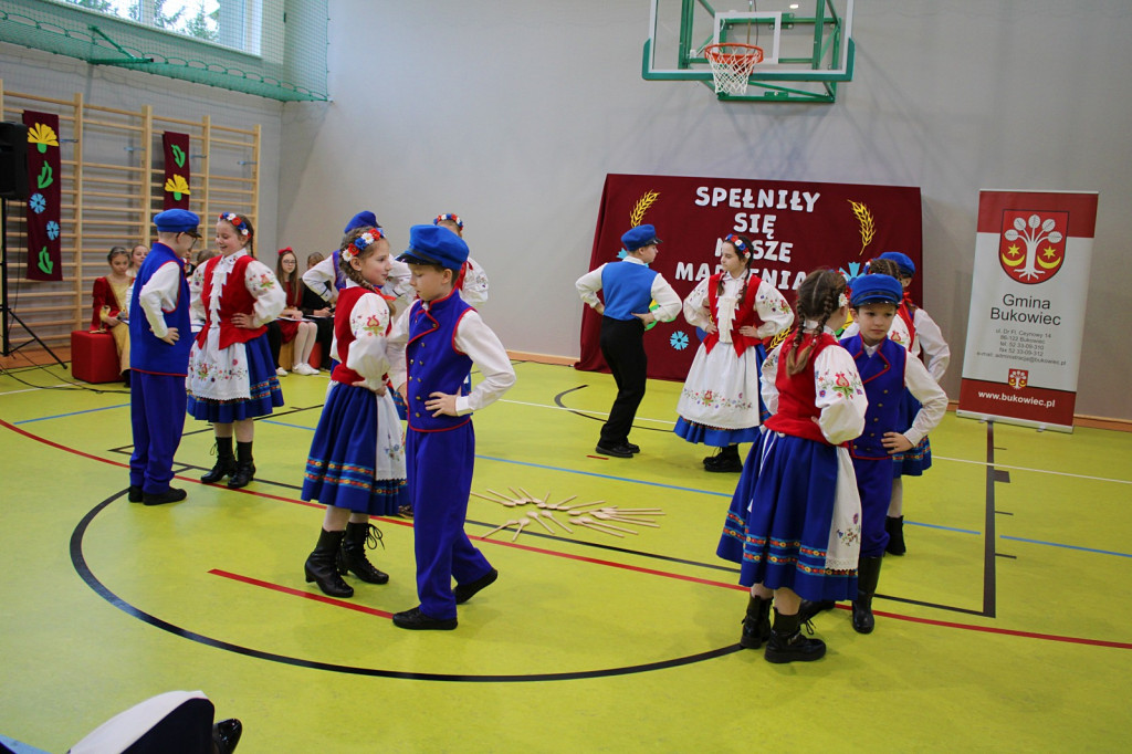 Szkoła w Przysiersku już po przebudowie