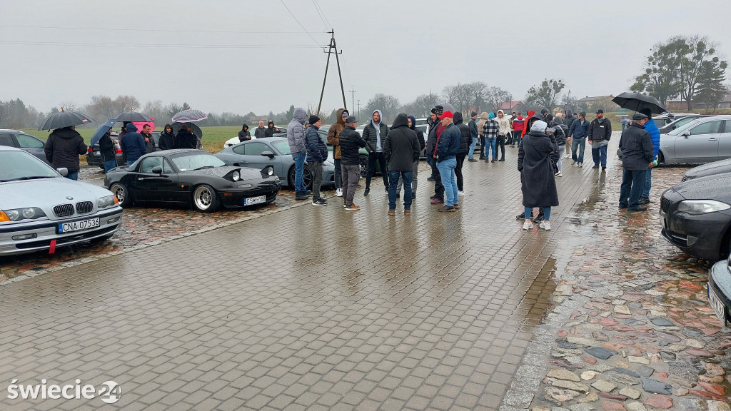 Adam Kunc - motokuncik: Spot bmw w Świeciu