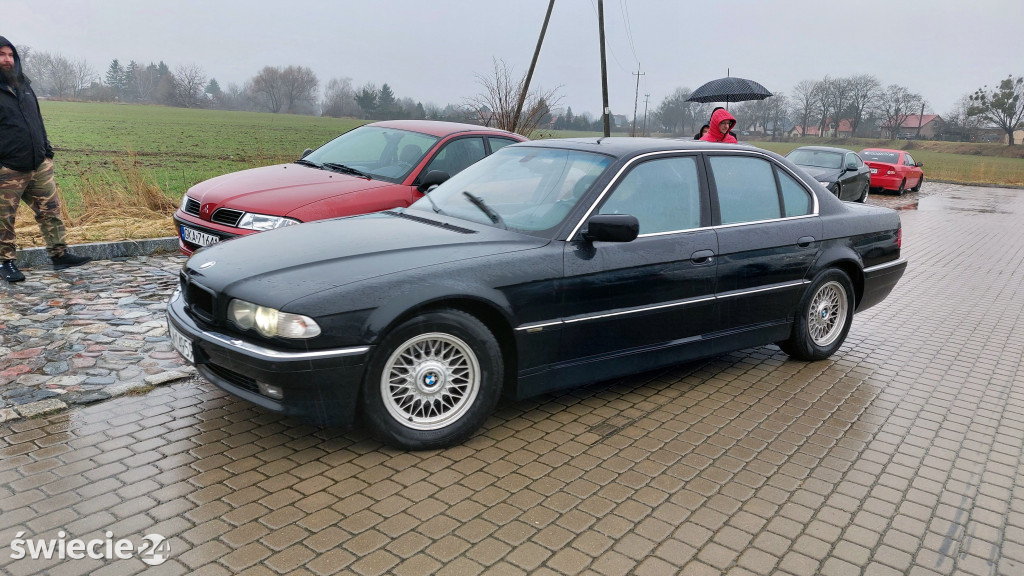 Adam Kunc - motokuncik: Spot bmw w Świeciu