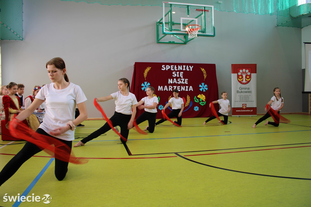 Otwarcie szkoły w Przysiersku po remoncie