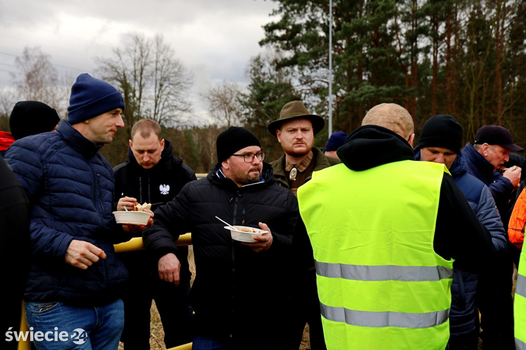 Protest — do Świecia wjechało 400 traktorów